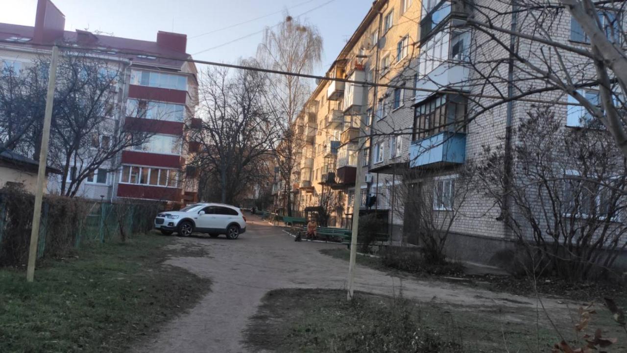 2-Х Комнатная Квартира Korosten Luaran gambar